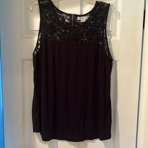 Lace top stretchy Luz Claiborne top with back zipper XL
